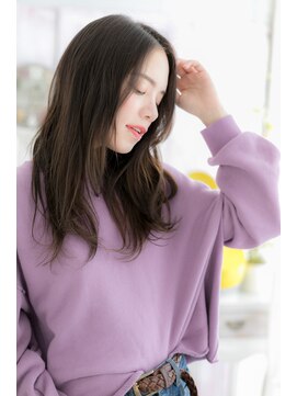 ミック ヘアアンドビューティー 大山店(miq  Hair&Beauty) オリーブアッシュセンターパートかきあげ前髪抜け感ヘアa1