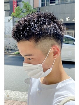 クオル 立川(QOL) ツイストスパイラル／フェード／眉毛／メンズカット／波巻き