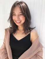 アトリエサニーデイ(atelier SUNNY DAY)&nbsp;ミディアムレイヤーカット/イルミナカラー/グレージュ前髪カット