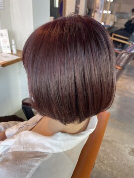 ヘアーデザイン ディードット ウル(D. ulu) ピンクブラウンカラー