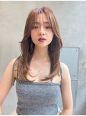 ミルクティーベージュ　レイヤーカット