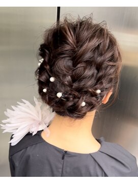 ジラ ヘアアンドメイク(girra HAIR&MAKE) ヘアセット