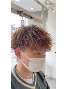 ノア(Noah) ツイストパーマ/波巻きパーマ/メンズ/ヘッドスパ/学割U24/眉毛