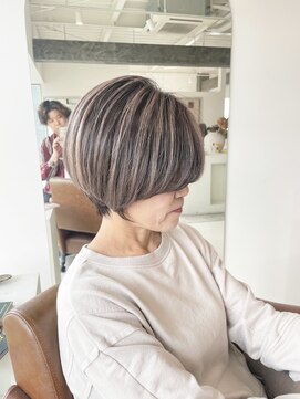 ラウレア(LAULEA) 白髪ぼかしバレイヤージュ