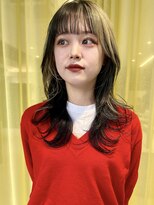 エム(M) 【人気/ウルフレイヤー】顔周り/姫カット/黒髪/軽めレイヤー