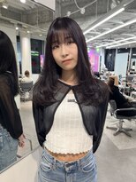 ユーフォリア 渋谷グランデ(Euphoria SHIBUYA GRANDE)&nbsp;ボルドー　レイヤーカット　ぱっつん前髪