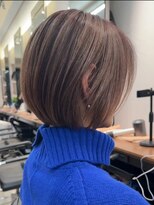 表参道白髪ぼかしウルフショートボブアッシュベージュ30代40代