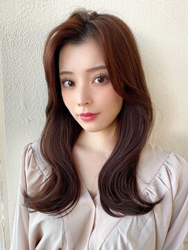 ラルユー 金山(LallYou) 柔らかな動きで魅せる大人ロングヘア