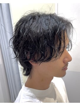 エレノア 枚方(Eleanor) ミディアムパーマ◎吉田