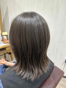 エルフォート(L.FORT) 切りっぱなし風ナチュラルボブ
