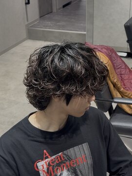 テクト バイアッシュ 吉祥寺店(Tect by Ash) メンズラウンドマッシュウルフ波巻きパーマウルフパーマ