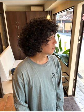 アズーラ用賀(AZURA) くせ毛アフロ