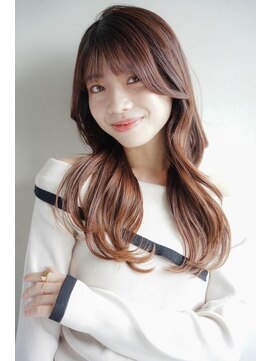 リタ(rita.) 小辻 韓国風くびれヘア☆レイヤーカット ヨシンモリ