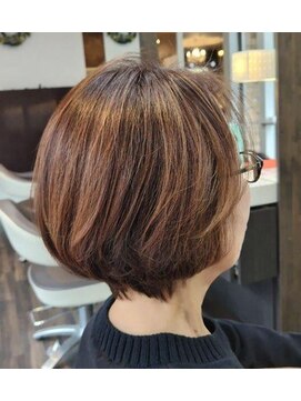 エノモト(ENOMOTO) ショートボブ　ハイライト