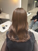 ケリーアン 太田(kelly.un)&nbsp;グレージュ / ベージュ / やわらかくみえるカラー