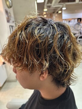 ギヴ 玉造店(Give) ブリーチパーマ×スパイラル