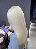 ミルクティーブロンド/ダークブルー/ワンホンレイヤー／ボブ／栄