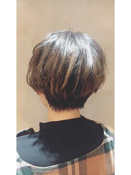 マッシュ 天王寺あべの(MASHU) 前下がりショート 大人ショート