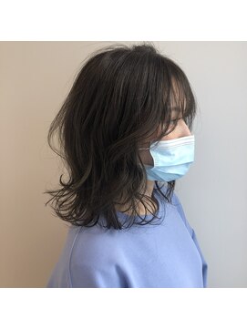 カシェ シモムラ(Cashe'e SHIMOMURA) グロスオリーブカラー