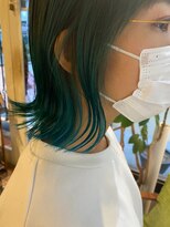 ソア(Soar)&nbsp;【シアンカラー】で魅せる大人目なカラー。