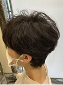 ふんわりパーマスタイル/ダークブラウン/大人ショート/大人/50代