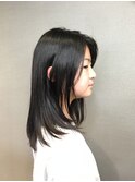 まとまりと艶が綺麗なロングレイヤーデザイン