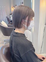 ケリーアン 太田(kelly.un)&nbsp;ミニボブ / 切りっぱなしボブ / グレージュ