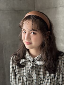 デュッカ(ducca) ブラウンベージュ×ロングスタイル