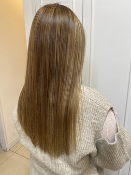 リアン(Lien) ベージュ×ハイライト