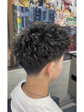 ダムディー トウキョウ 新宿店(DAMDEE TOKYO) ツイストスパイキー×テーパーフェード