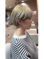 メルバイグラフ 梅田(mel by GRAFF)&nbsp;ショートカットxひし形ショートボブ×前髪あり20代3 0代40代