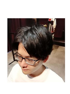 ネセサリー(NECESSARY) カット