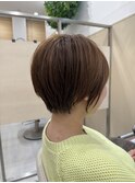 大人可愛いくびれショート×透明感ベージュ