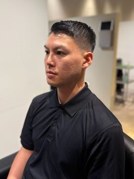 エムエイチザバーバー 本町(MH THE BARBER) ツーブロックフェード【北浜・淀屋橋】