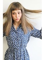ランプヘアー(LAMP HAIR)&nbsp;透け感透明感ベージュショートバング大人可愛いぷつっとカット