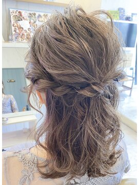 ピクチャー(PICTURE) ゆるふわハーフアップ