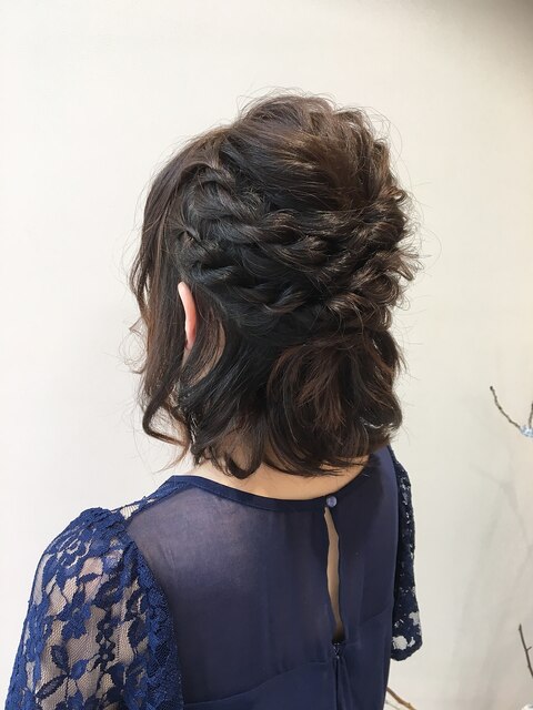 ヘアセットハーフアップ