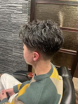 ヒロギンザバーバーショップ 神楽坂店(HIRO GINZA BARBER SHOP) 73パーマ×フェードスタイル