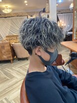 オルオル 藤沢('Olu'olu)&nbsp;ツーブロックマッシュ/波巻き/ハイライト/束感[藤沢/藤沢市]