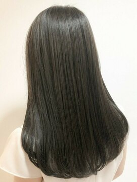 リベラ(LIBERA) 暗め透明感 マットグレージュカラー《TARO》