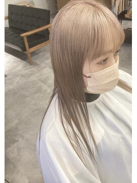 エミタス 宮街道(Emitas.) ホワイトブロンドヘア
