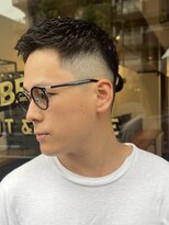 フリーク バーバーショップ 都島店(FREAK BARBER SHOP) 直毛改善アイロンパーマスキンフェード