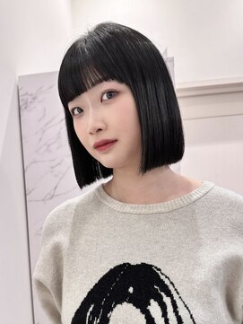 エリス 四条烏丸店(ELIS) ブルーブラック前髪パッツンボブ