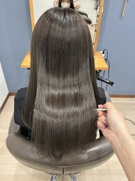 ルル 宇都宮(Loulou) 艶☆グレージュ