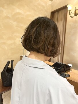 ビュートリアム265(BEAUTRIUM 265) 大人のミニボブ ボブニュアンスパーマ ブリーチなしハイライト