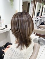 アッシュ 大宮店(Ash) 白髪ぼかしオリジナルハイライト