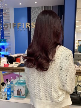 コワファースト 大分(COIFF1RST) ピンクカラー