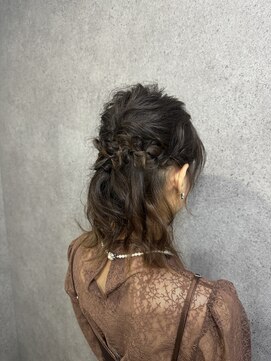 リコル(LICOL) ヘアセット(ハーフアップ)