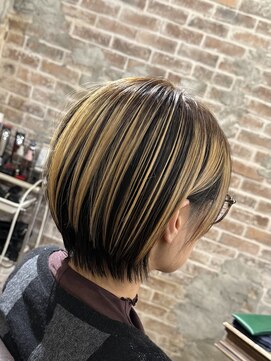 ソーエン クローバー バイ ヘッドライト 札幌大通店(soen clover by HEADLIGHT) 丸みショートボブ