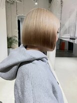 エイチ(811)&nbsp;マッシュウルフ50代髪型ミディアムレイヤーボブショートウルフ